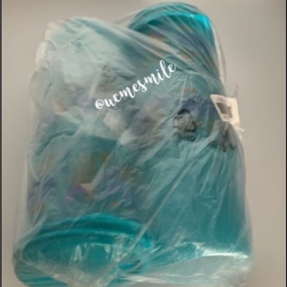 Tupperware Treasure of the Sea Pitcher Bucket/Tumbler Set - Picture 7 of 8